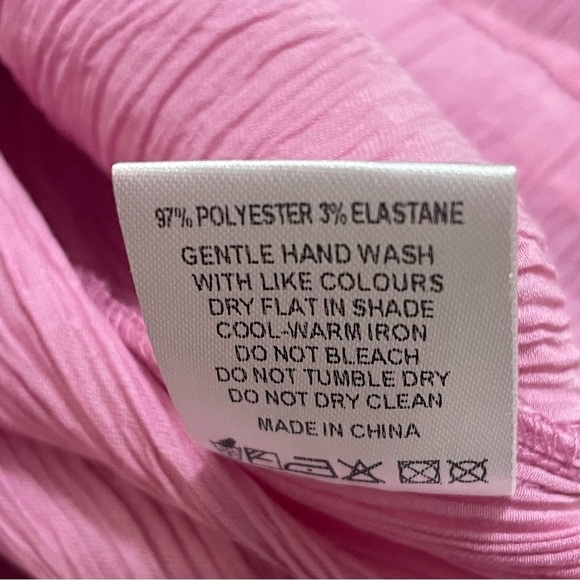 White Fox Womens Take Me Out Oversized Button Down Shirt Crinkle Pink Sz S/M - Picture 10 of 11